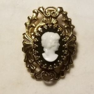 Meet your Posher, Shalanda